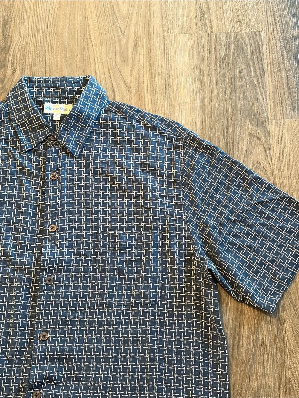 TravelSmith Men's Short-Sleeve Button-Up Shirt